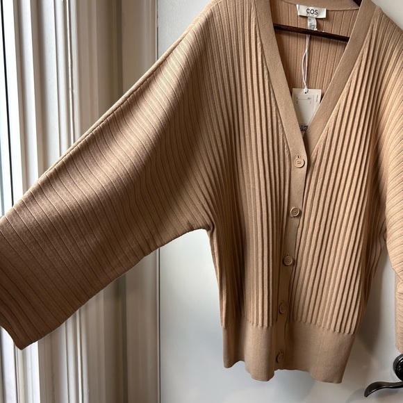 Nwt COS Wide Ribbed V Neck Cardigan Khaki - Picture 2 of 11